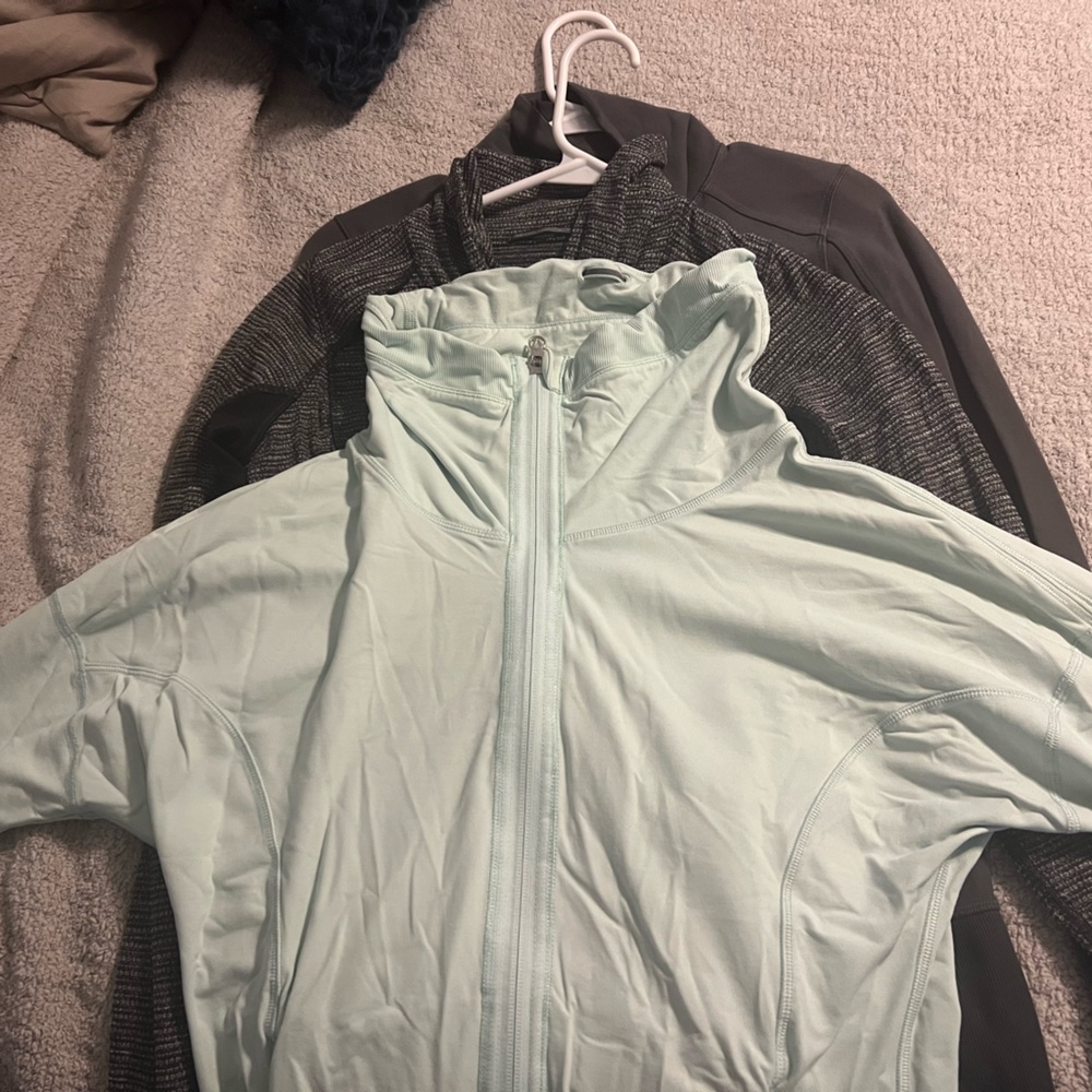 Lululemon jackets size 6.